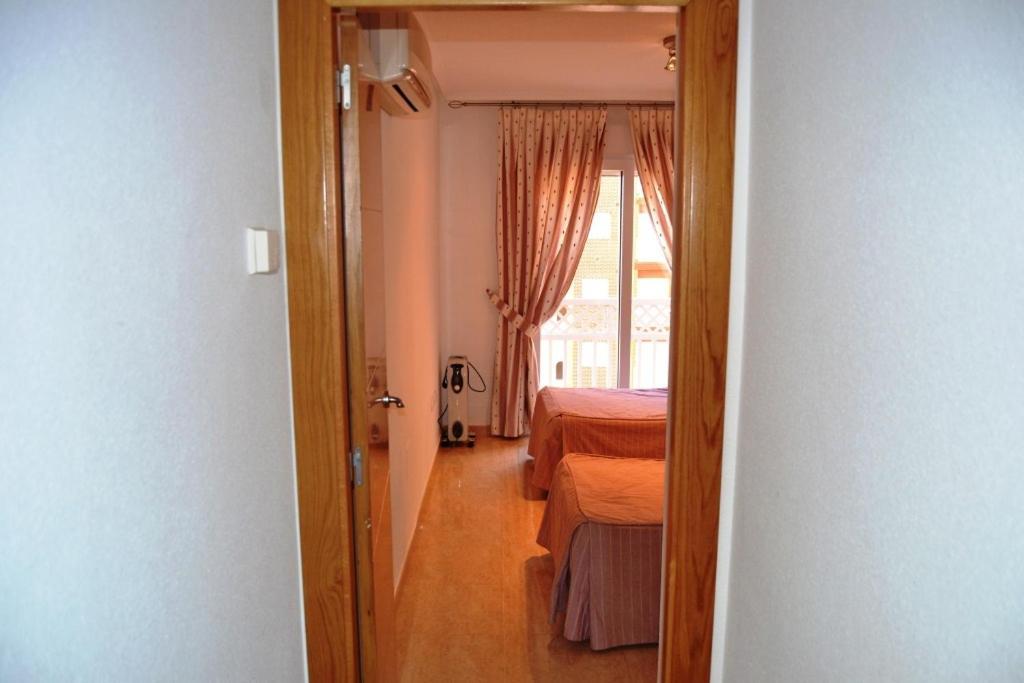 Apartamentos Turisticos Playa Principe La Manga del Mar Menor Rum bild